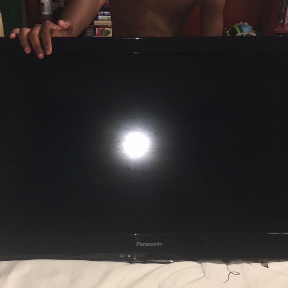Panasonic tv for sale great condition